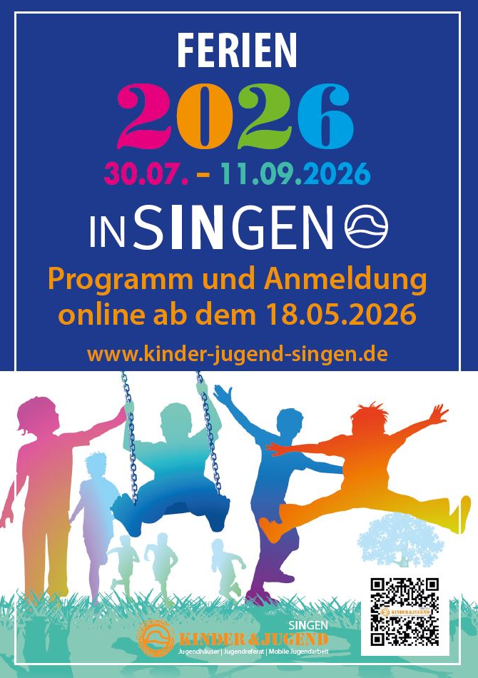 Aushang mit Infos zum Feriensommerprogramm und bunten Schatten spielender Kinder